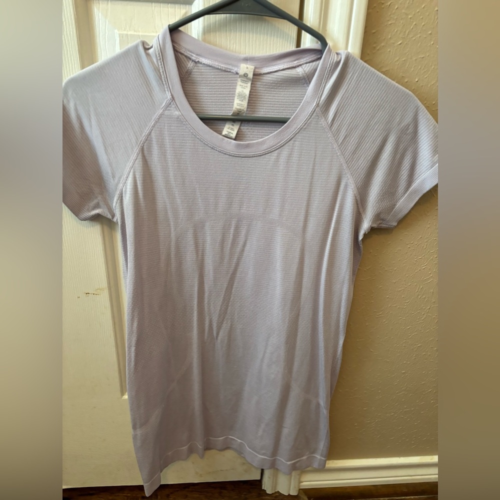 Lululemon light purple top
